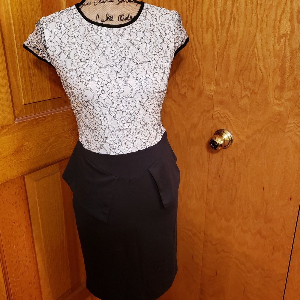 Ice black & white dress